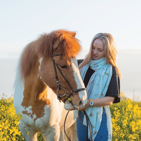 'Feathers and Forelocks' horse scarf